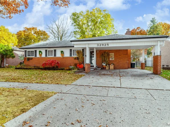 32925 Martin St, Livonia, MI 48154