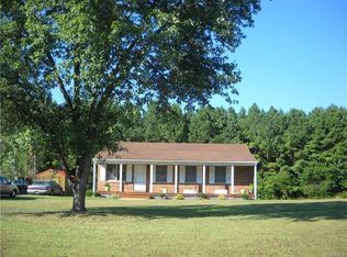 12420 Spring Run Dr, Amelia Court House, VA 23002