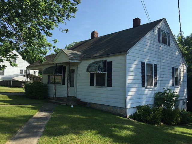 2nd image of 716 Stultz Rd