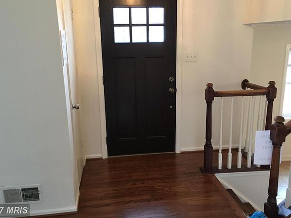 2nd image of 10120 Spinning Wheel Ct