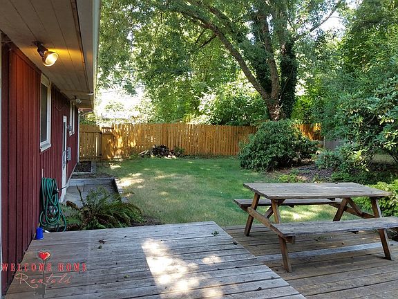 5th image of 2916 Otis St SE