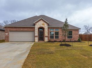 100 Independence Dr, Joshua, TX 76058