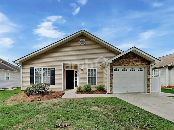 180 Tudor Downs Rd, Winston Salem, NC 27103