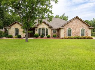 8902 Augusta Dr, Granbury, TX 76049