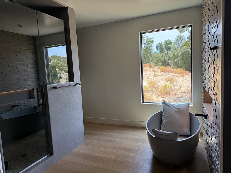 8598 Webster Rd — Photo 14