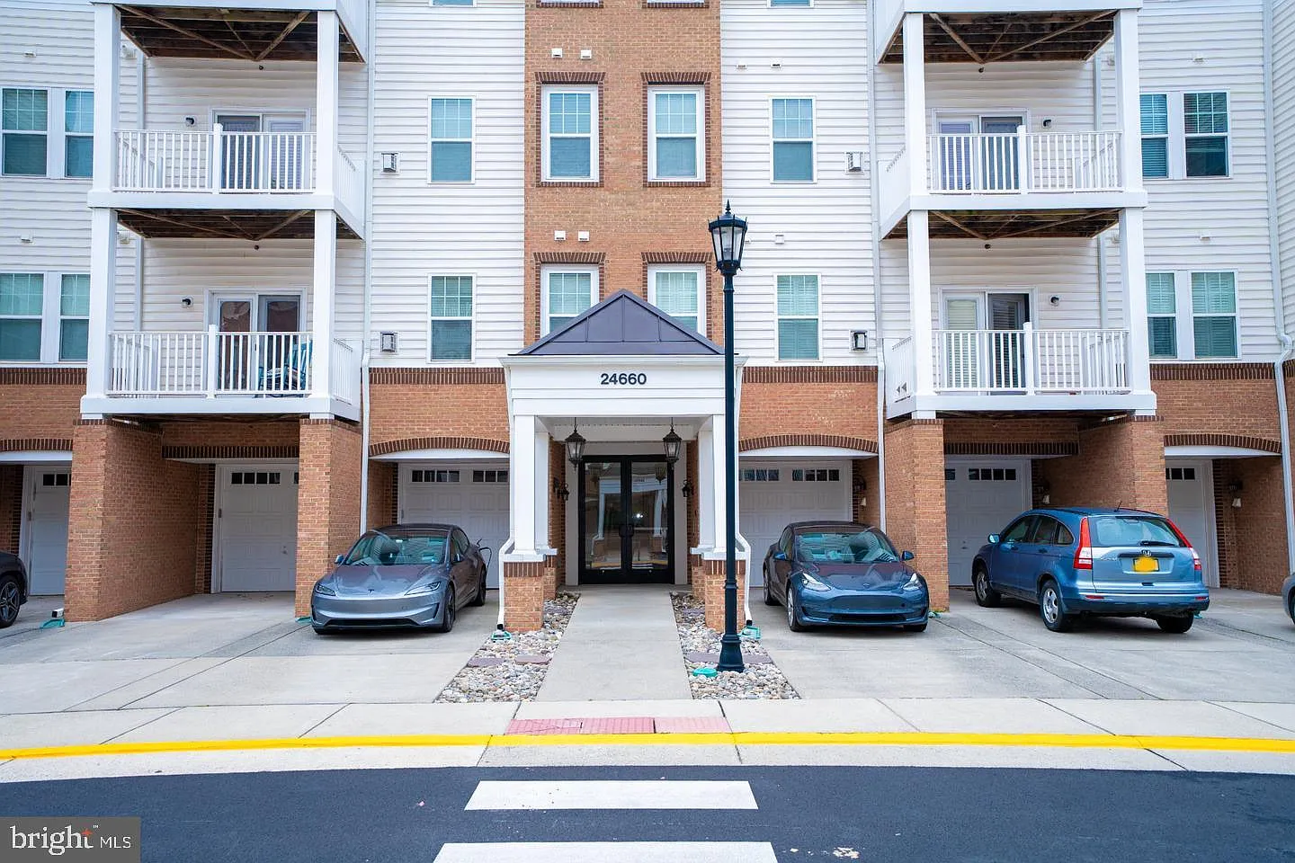 Centre Park Stone Ridge Condo — Photo 2