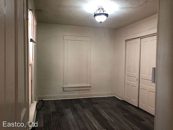 5th image of 278 Air St APT 2