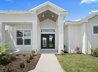 4742 SE Starling Way, Stuart, FL 34997