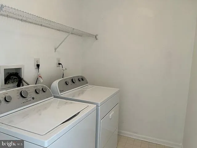 245 Colt St — Photo 13