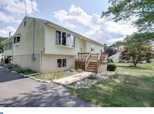 180 Plymouth Rd, Sicklerville, NJ 08081