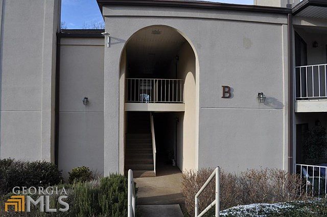 1st image of 605 Candler St APT B5