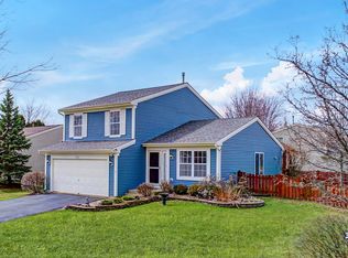 2282 Woodoak Dr, Round Lake Beach, IL