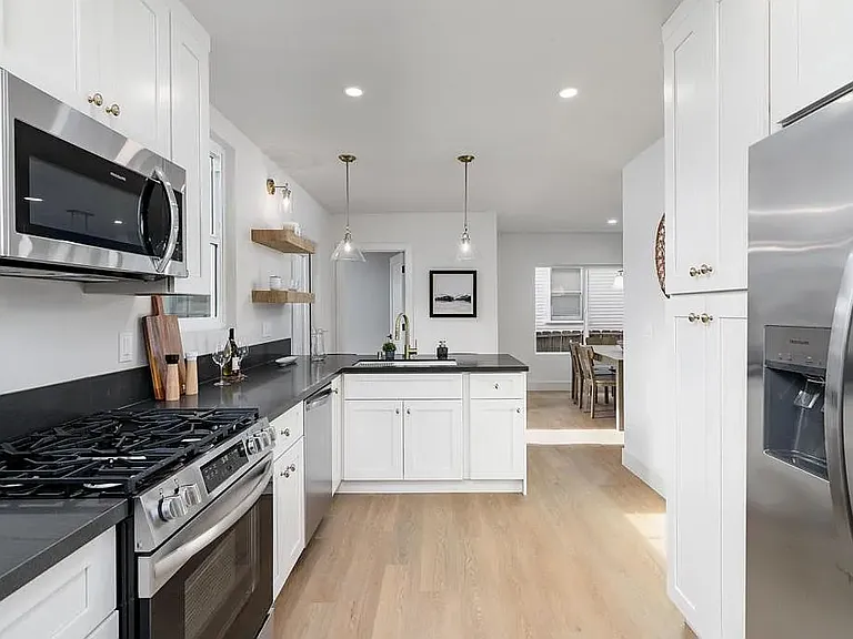 3420 Boundary St — Photo 13