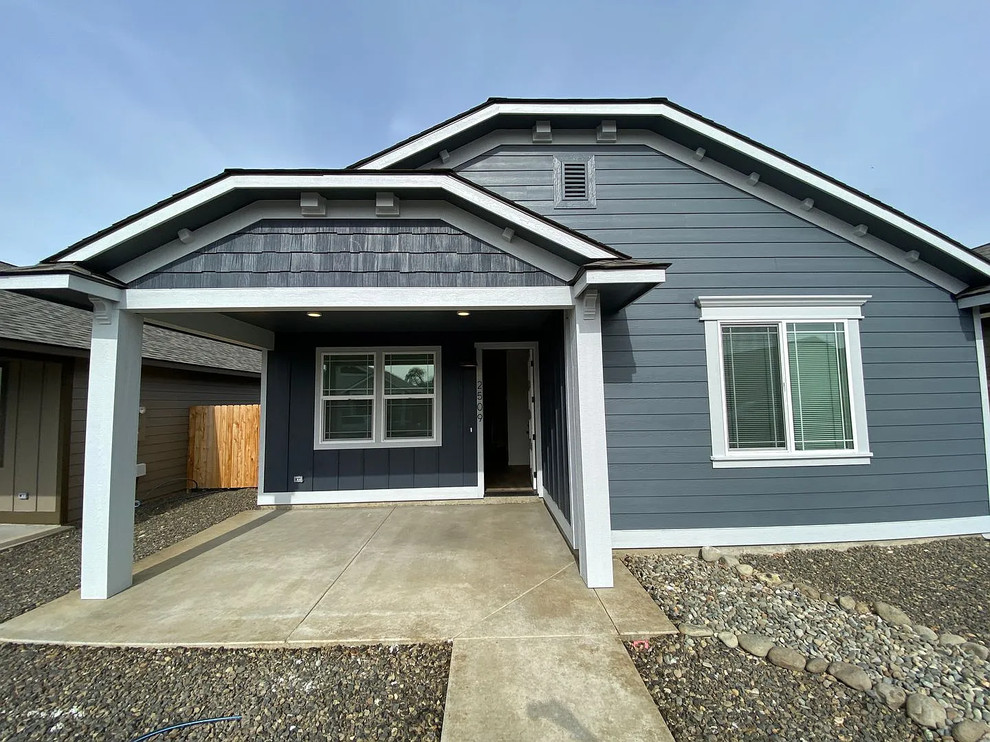 New Home for Lease ! 3br 3ba — Photo 2