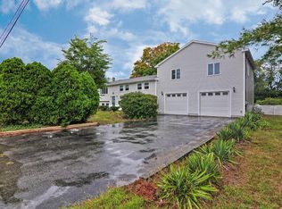 8 Esbjurn Dr, Rehoboth, MA 02769