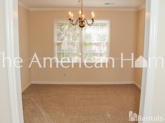 3rd image of 2686 Foxglove Dr SW