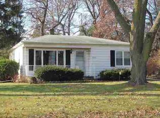 3127 Cedar Heights Dr, Cedar Falls, IA 50613