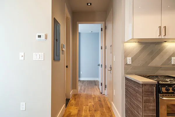 Rented by Nooklyn NYC LLC | media 62