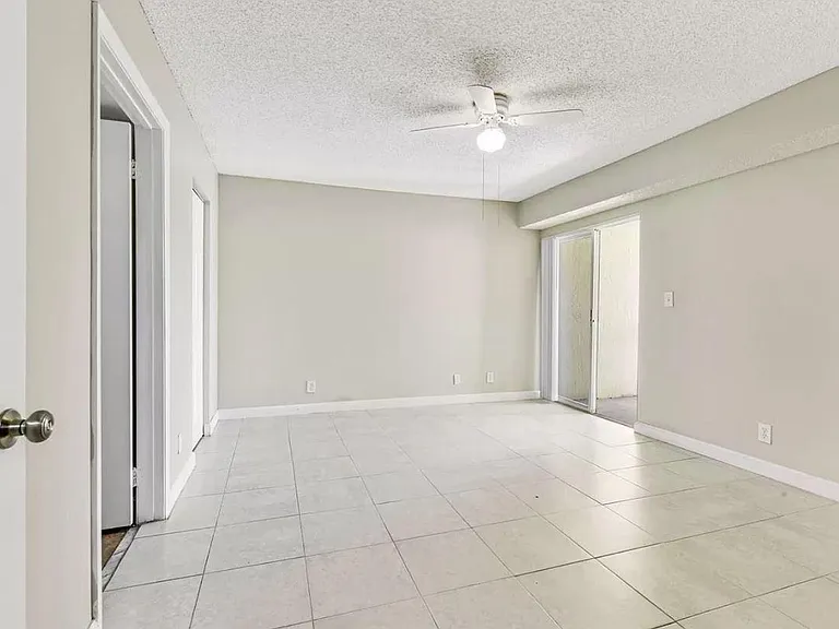 7670 Westwood Dr #720 — Photo 7