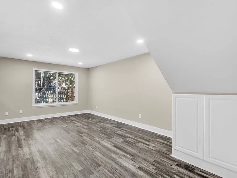 9459 Central Park Blvd — Photo 4