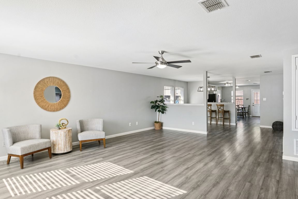 next background image