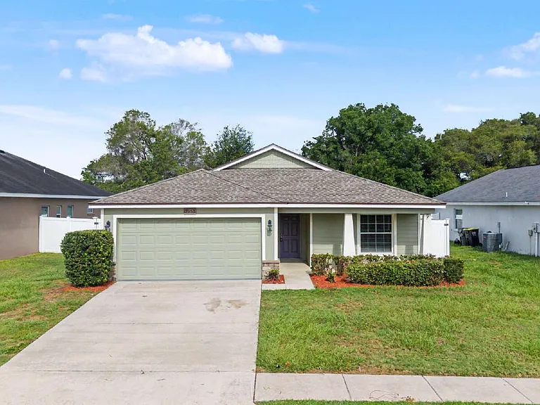 7918 Chestnut View Dr — Photo 3