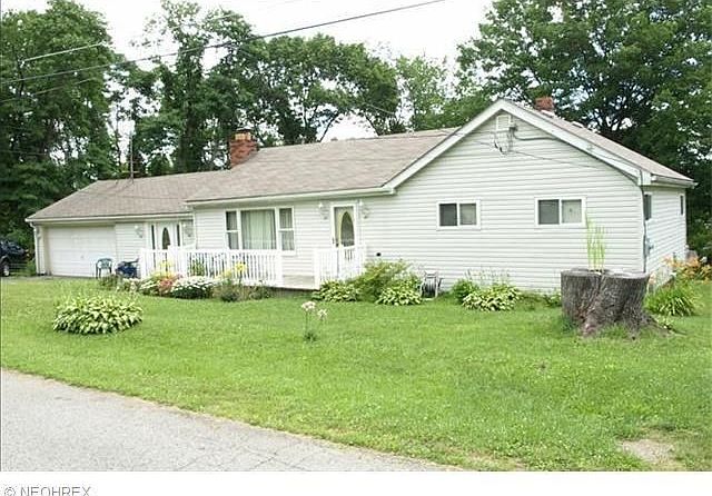 1st image of 840 Gaylord Ave