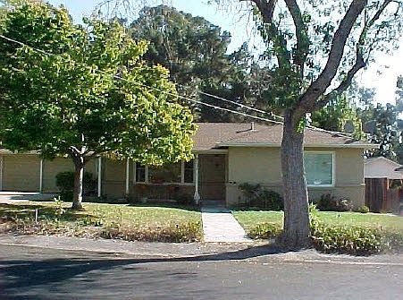 1st image of 4066 Golf Dr