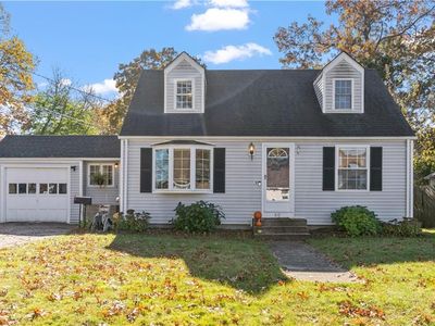 60 Earlham Way, Warwick, RI, 02886