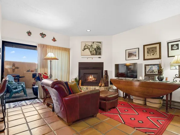 9 Comanche Ct #205, El Prado, NM 87529
