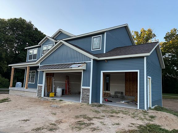 2nd image of 6010 Grand Vista Dr