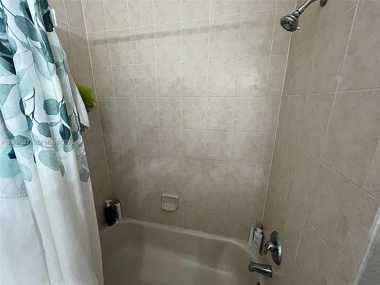 1535 SE 26th St #200 — Photo 25