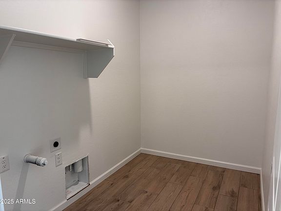 5th image of 5529 W BUIST Avenue