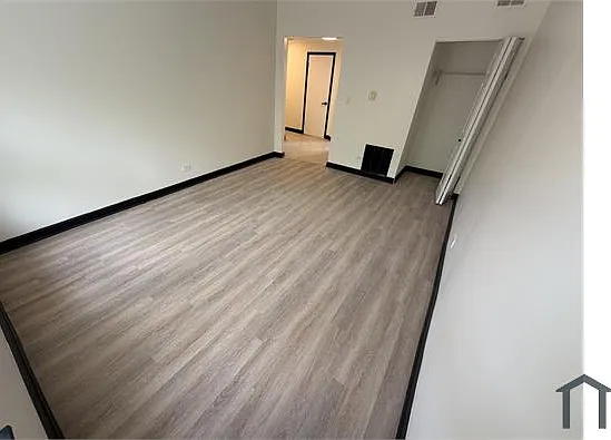 5625 W Washington Blvd — Photo 2