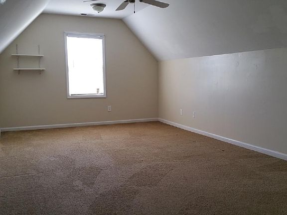 4th image of 2942 Highplains Dr