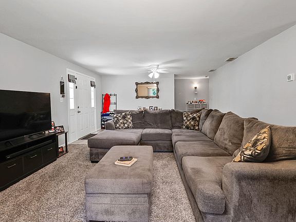 5th image of 2584 Parkview St