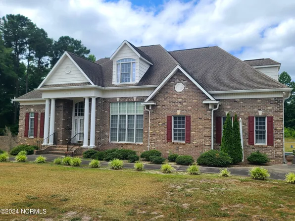 1015 Richardson Street, Elizabethtown, NC 28337