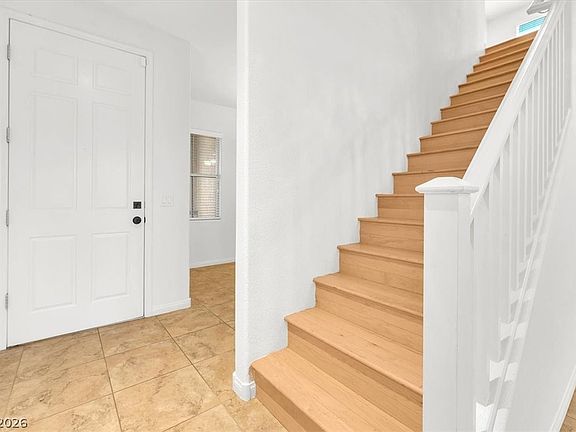 5th image of 7931 Kelburn Hill St