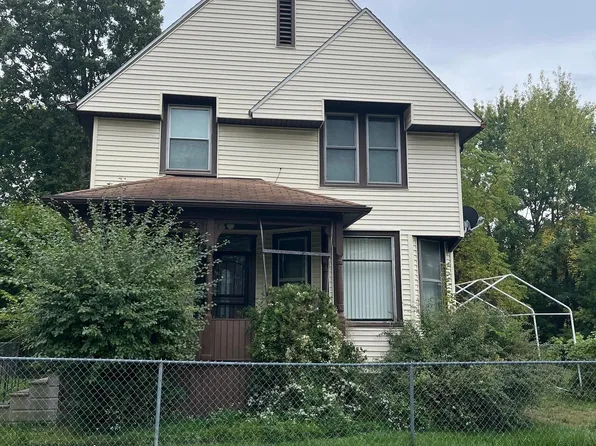 912 Howard St, Saginaw, MI 48601