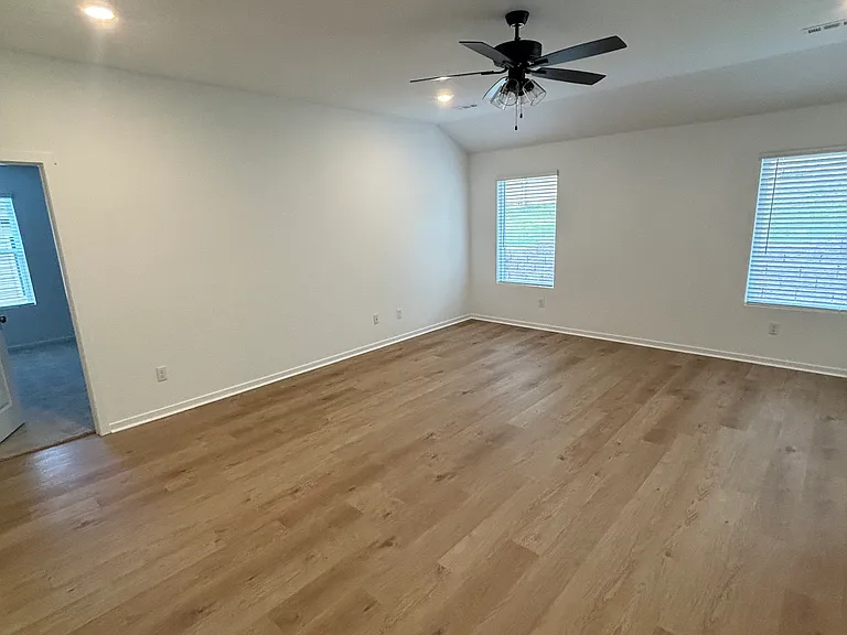 2325 Sam Tillery Dr — Photo 12