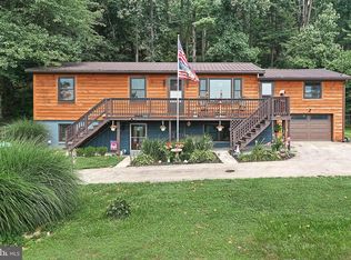 204 Three Hill Rd, Spring Grove, PA 17362