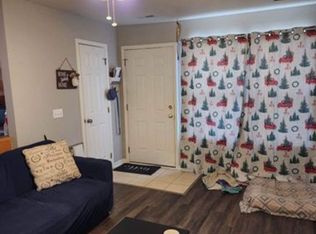 711 Elliott Ln, Knob Noster, MO 65336