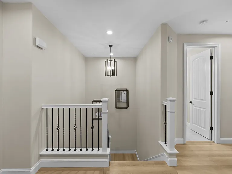 21928 Cortina Pl — Photo 32