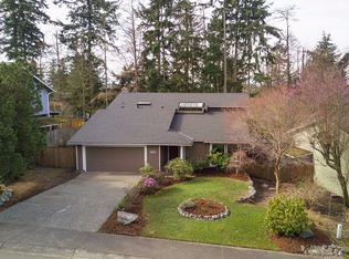 521 SW 326th St, Federal Way, WA 98023