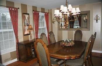 2nd image of 10 Fieldstone Dr