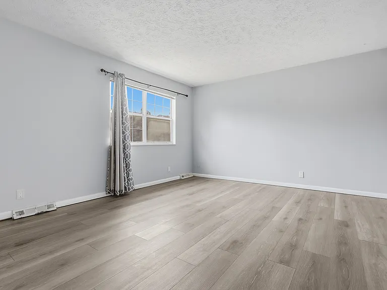 1326 Aarons Way #27 — Photo 23