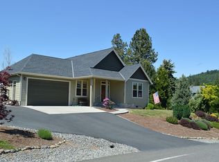 503 Shambo Dr, White Salmon, WA 98672