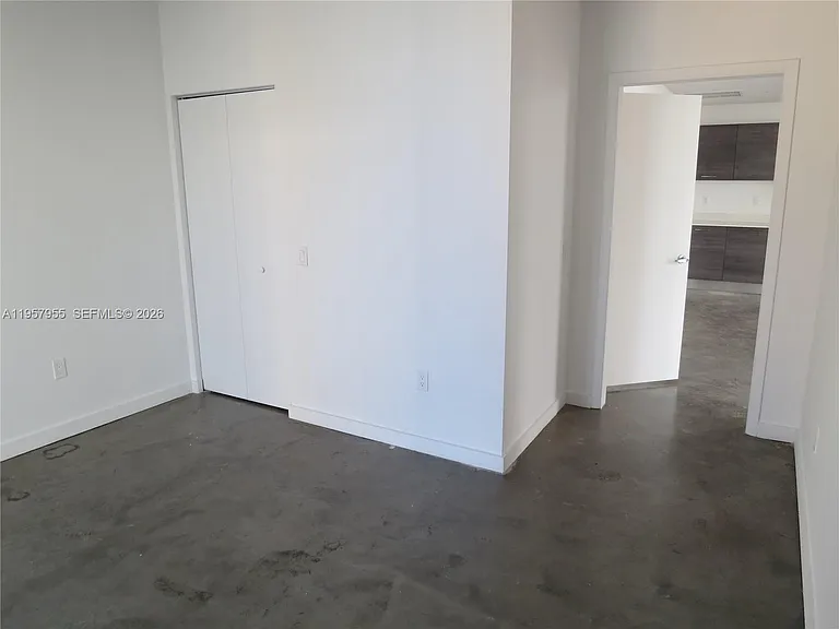 151 SE 1st St #1902 — Photo 11