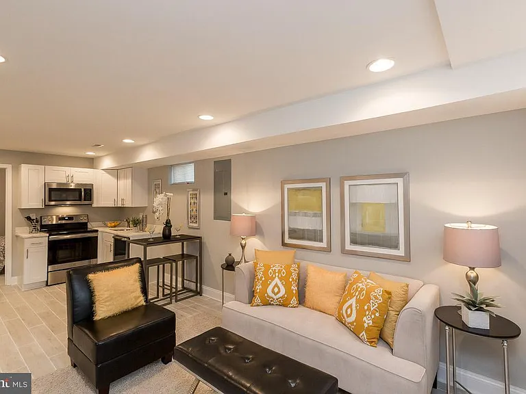 951 Jefferson St NE — Photo 12