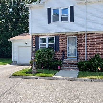 2nd image of 142 Oak Park Dr #4A
